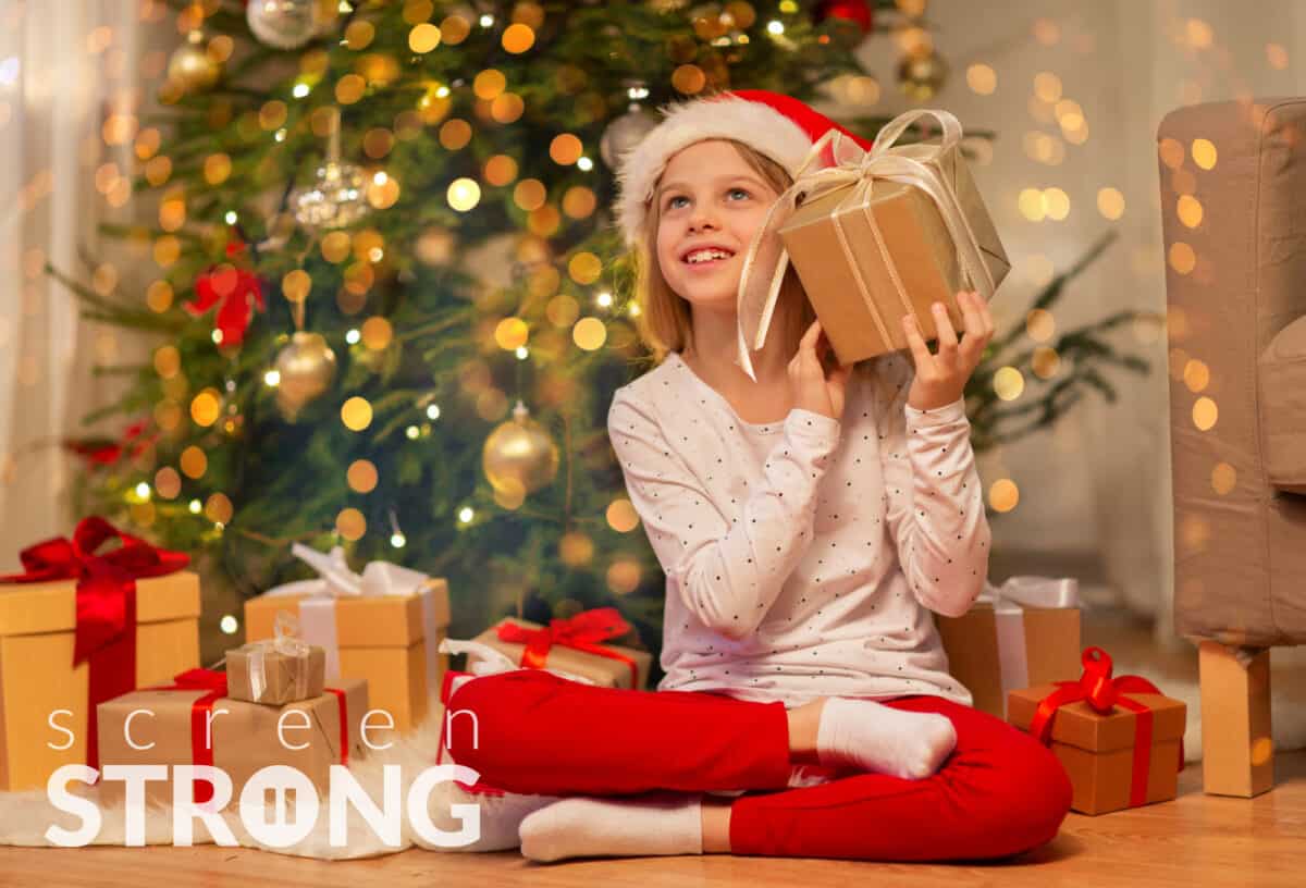 Why Smartphones Make Horrible Christmas Gifts